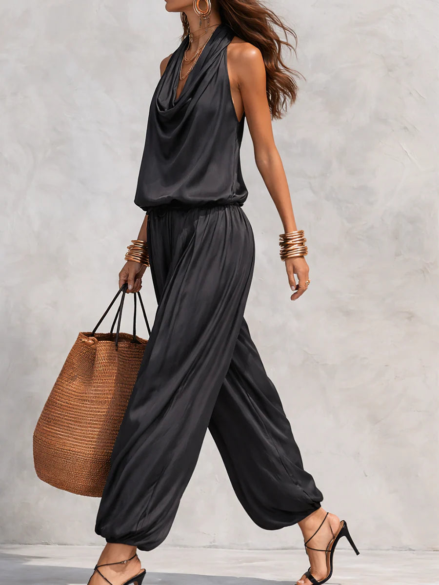 Angela | Conjunto Completo con Top Halter y Pantalones Anchos Plisados