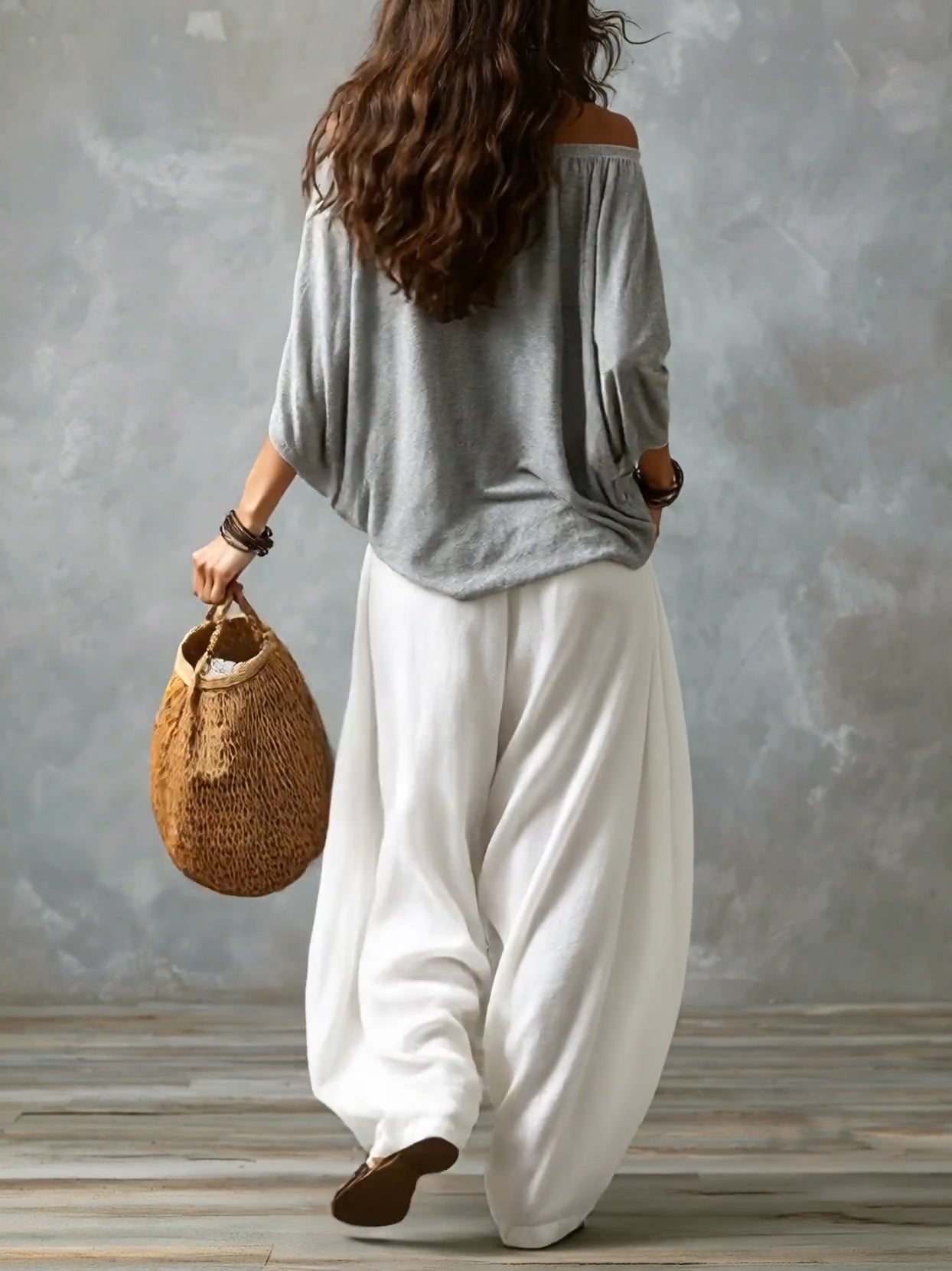 Veronica | Conjunto Completo con Top de Espaldas Descubiertas y Pantalones Linterna